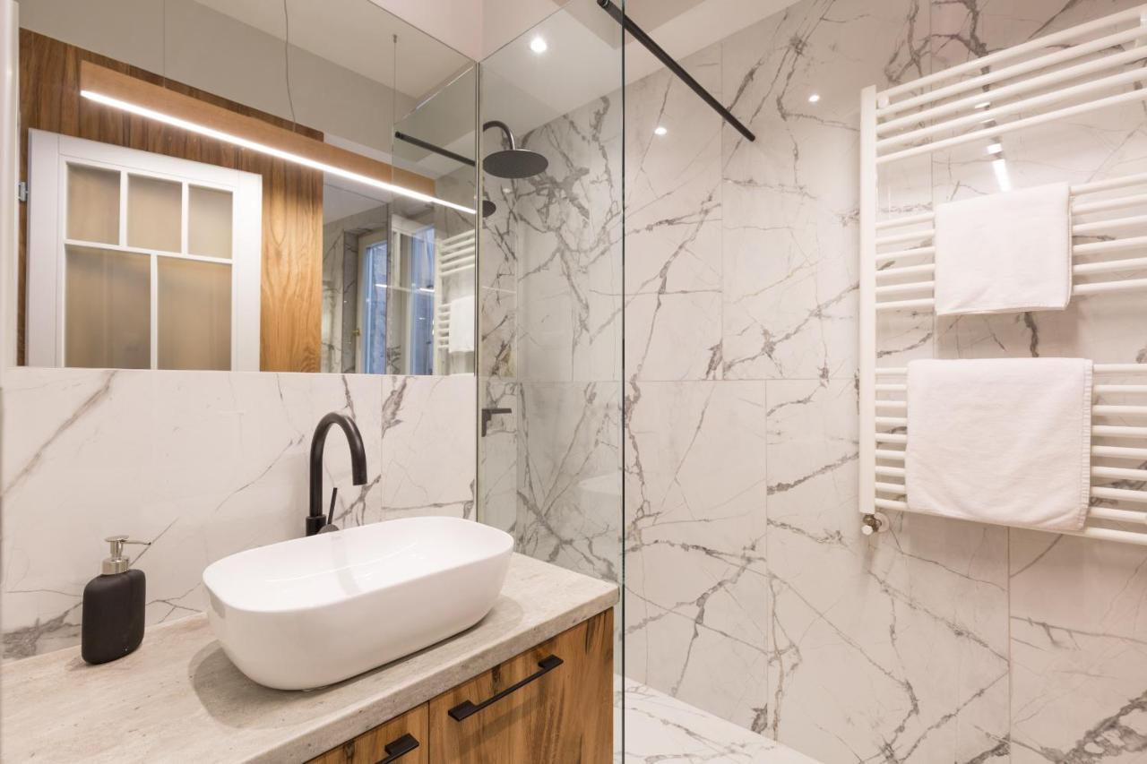Apartment Luxury Presidential In The Absolute Center Budapest